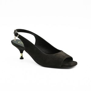 Brązowe zamszowe sandały