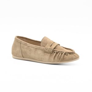 Beżowy welurowy mokasyn